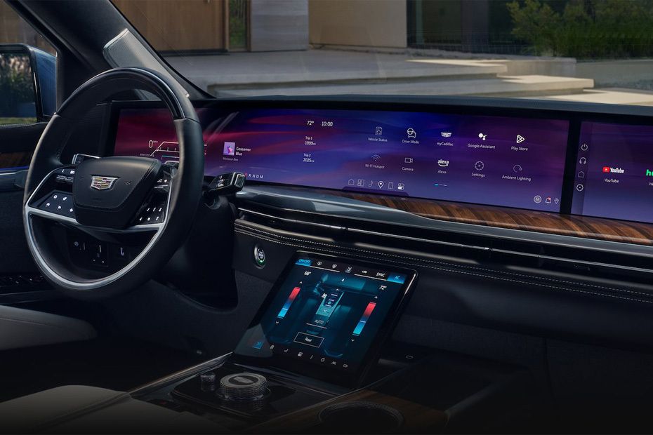 Dashboard View of Escalade 2025 Dashboard View of Escalade 2025