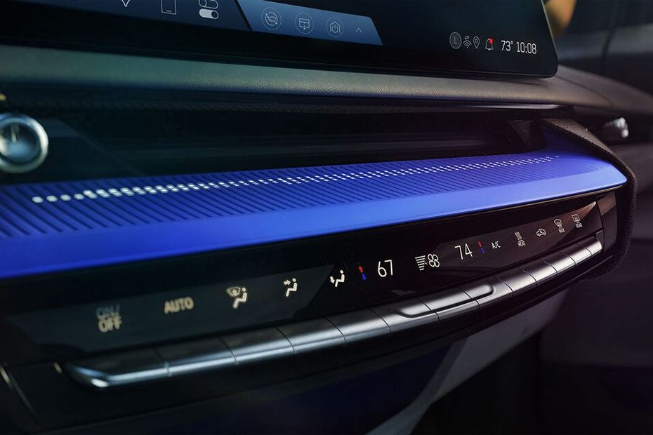 Front AC Controls of Cadillac Optiq Front AC Controls of Cadillac Optiq