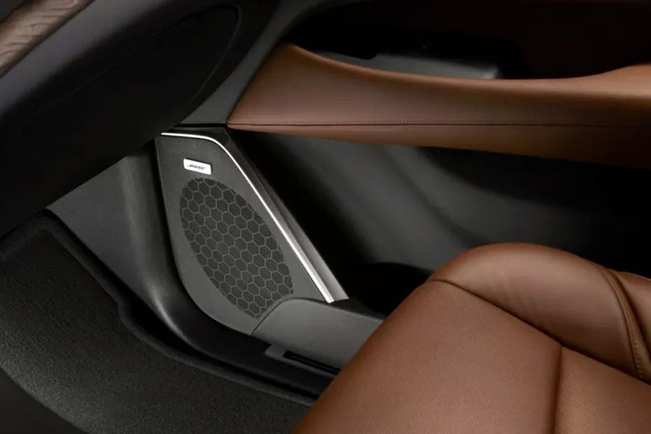 Speakers View of Cadillac Escalade (2023-2024) Speakers View of Cadillac Escalade (2023-2024)
