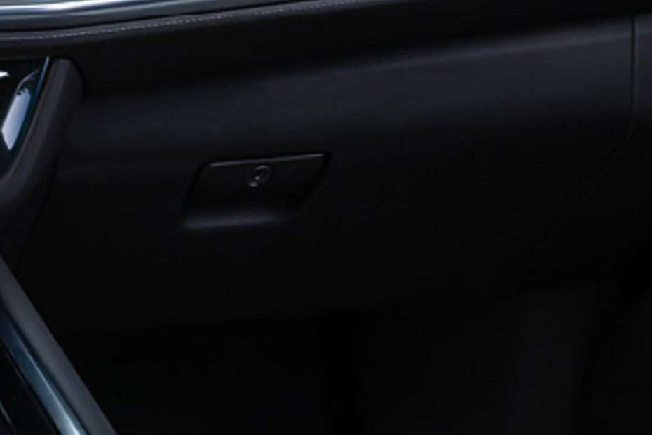 شفروليه تاهو  Glove Box شفروليه تاهو  Glove Box