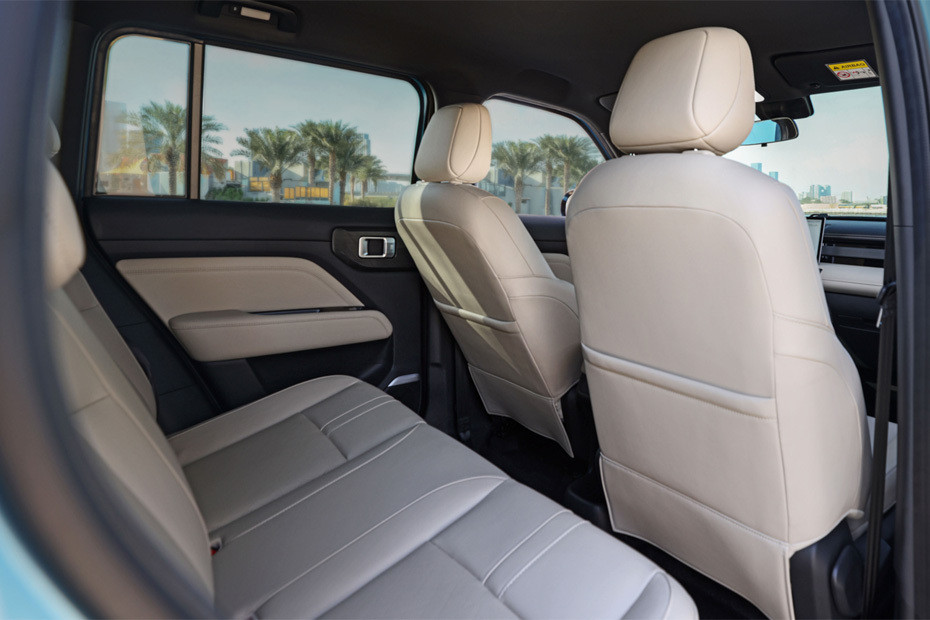 شفروليه سبارك إي يو في Rear Seats شفروليه سبارك إي يو في Rear Seats