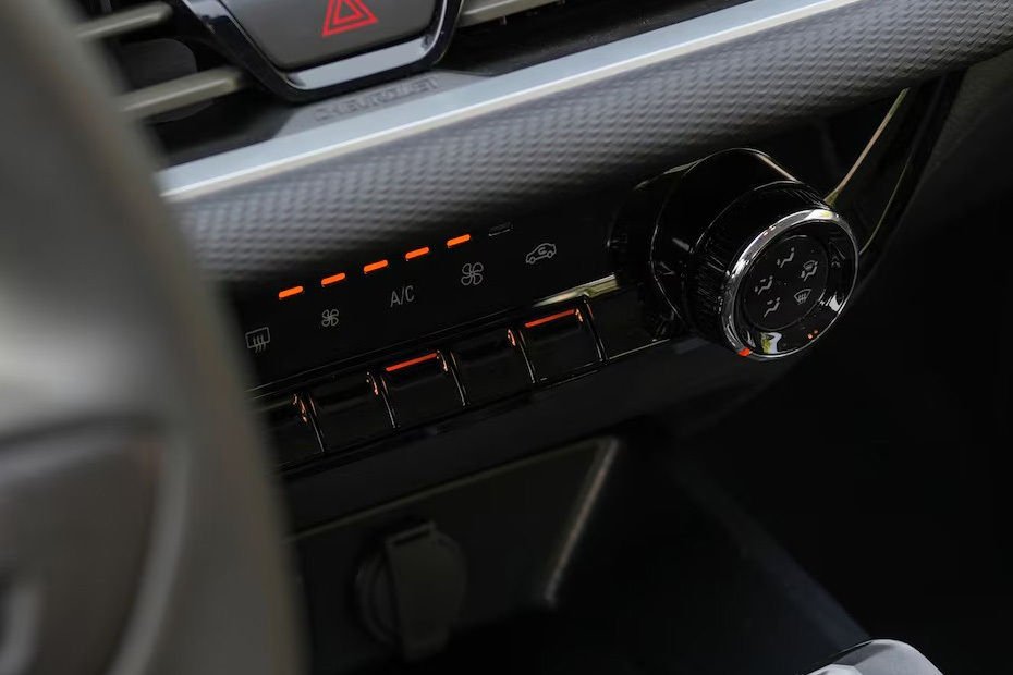 Front AC Controls of شفروليه كروز