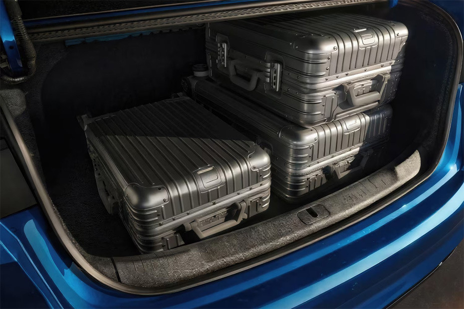 Storage Closer View of Chevrolet Cruze Storage Closer View of Chevrolet Cruze