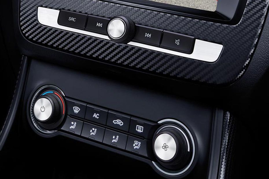 Side AC Controls of MG ZS (2022-2024) Side AC Controls of MG ZS (2022-2024)