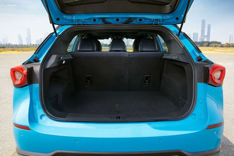 One Trunk Open One Trunk Open
