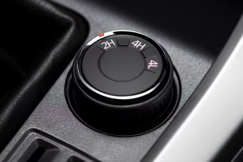Center Controls of إم جي T60