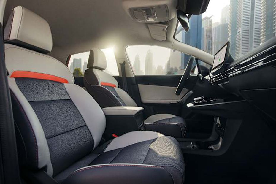 4 Front Seats 4 Front Seats