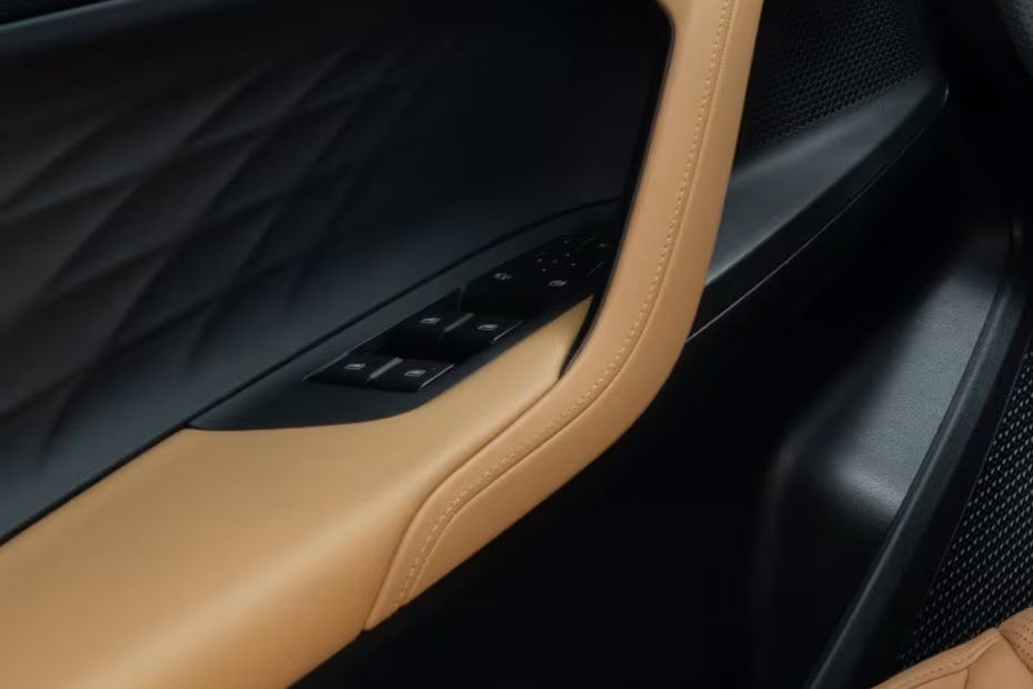 إم جي HS Drivers Side In Side Door Controls