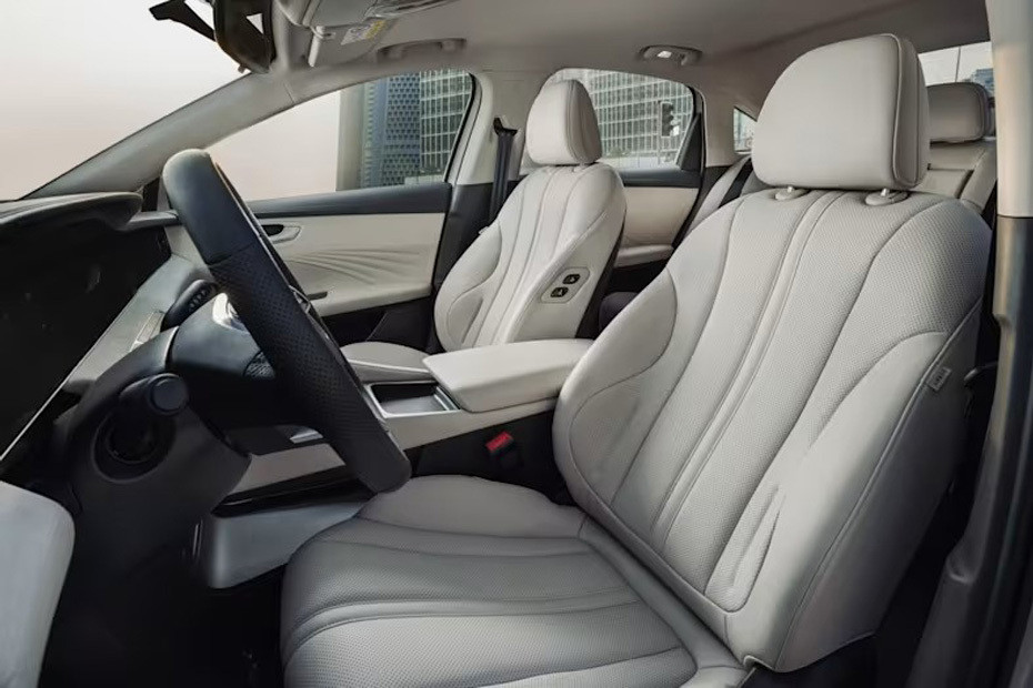8 Front Seats 8 Front Seats