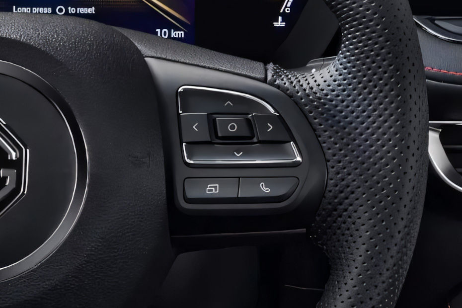 إم جي جي تي 2026 Multi Function Steering