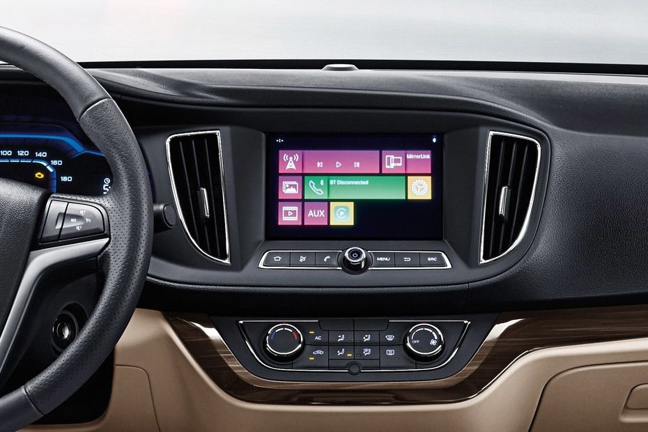 Front AC Controls of إم جي 360 Front AC Controls of إم جي 360