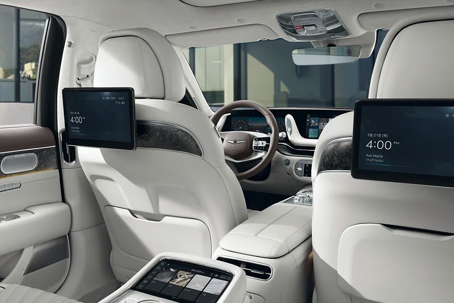 Rear Seat Entertainment of Genesis G90