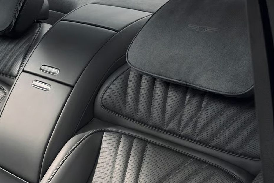 G90 Rear Seat Head rest