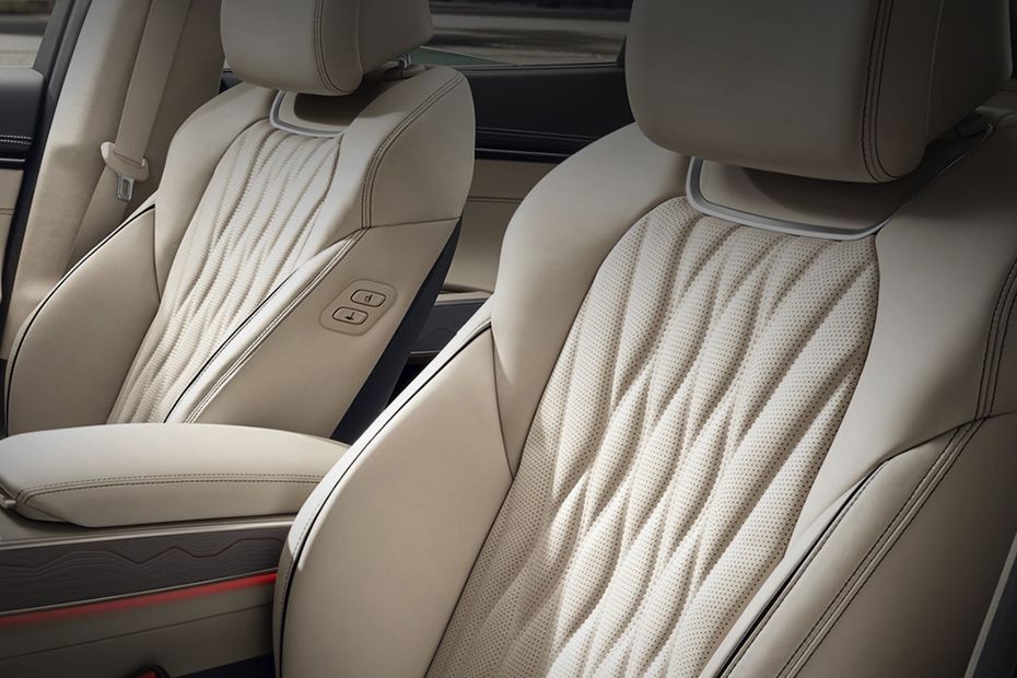 GV70 Front Seats GV70 Front Seats