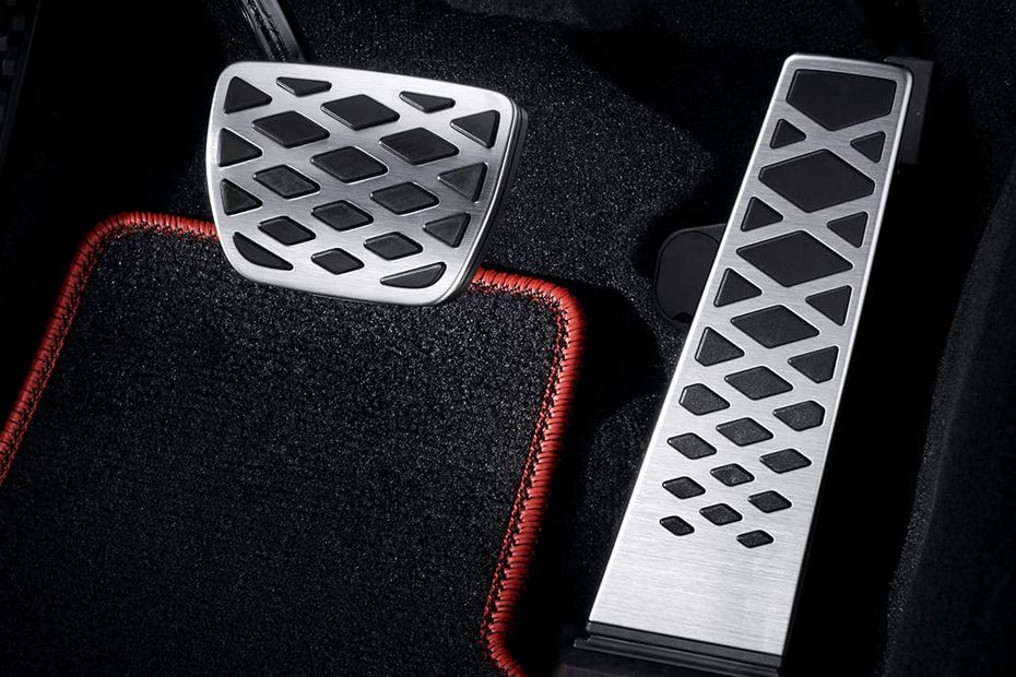 GV70 Richbrook Competition Foot Pedal Set GV70 Richbrook Competition Foot Pedal Set
