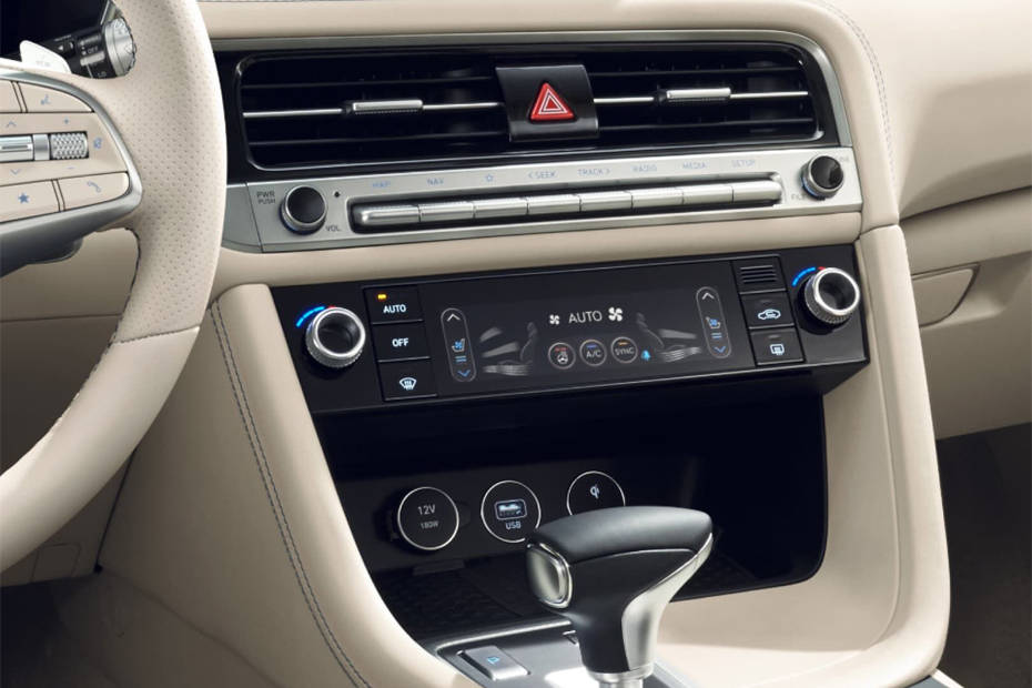 Front AC Controls of جينيسيس G70 SB Front AC Controls of جينيسيس G70 SB