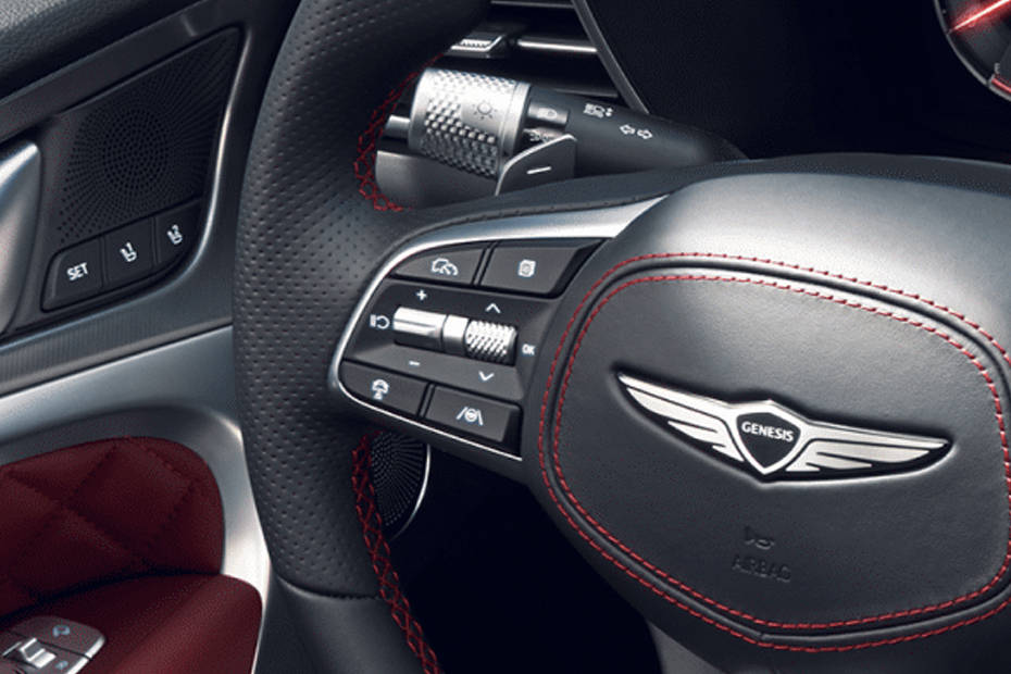 جينيسيس G70 SB Multi Function Steering جينيسيس G70 SB Multi Function Steering