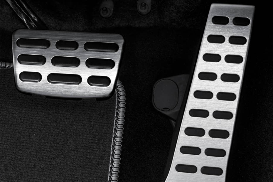 G70 SB Richbrook Competition Foot Pedal Set G70 SB Richbrook Competition Foot Pedal Set