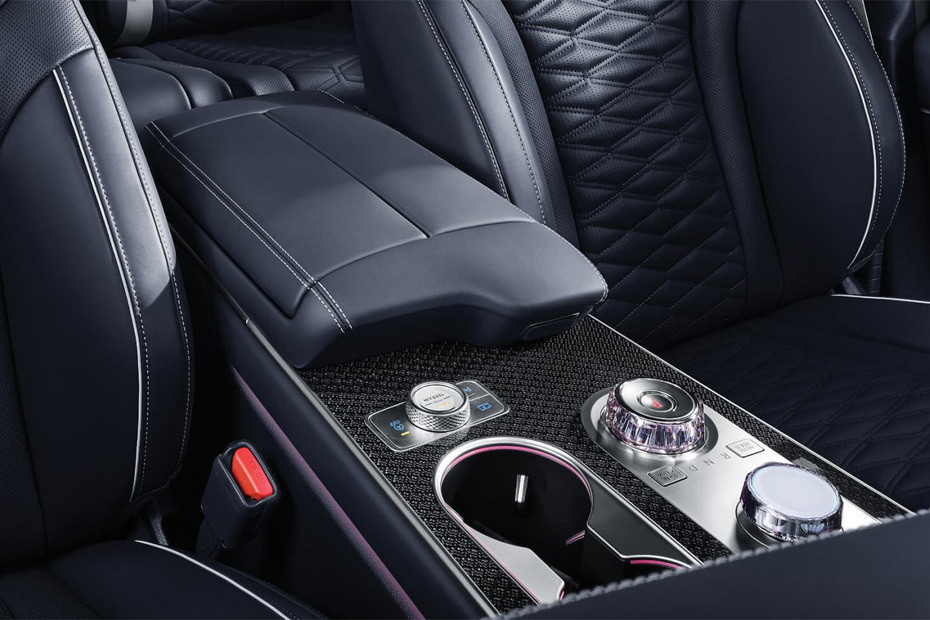 GV80 Coupe Cup Holders GV80 Coupe Cup Holders