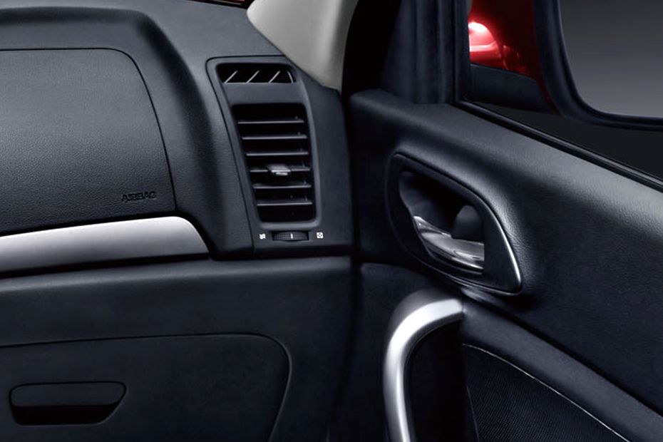 CS35 Front Ac Vents CS35 Front Ac Vents