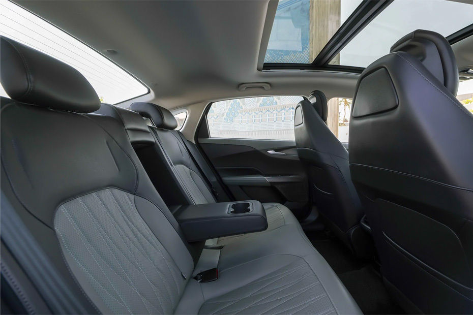 شانجان ايدو بلس Rear Seats