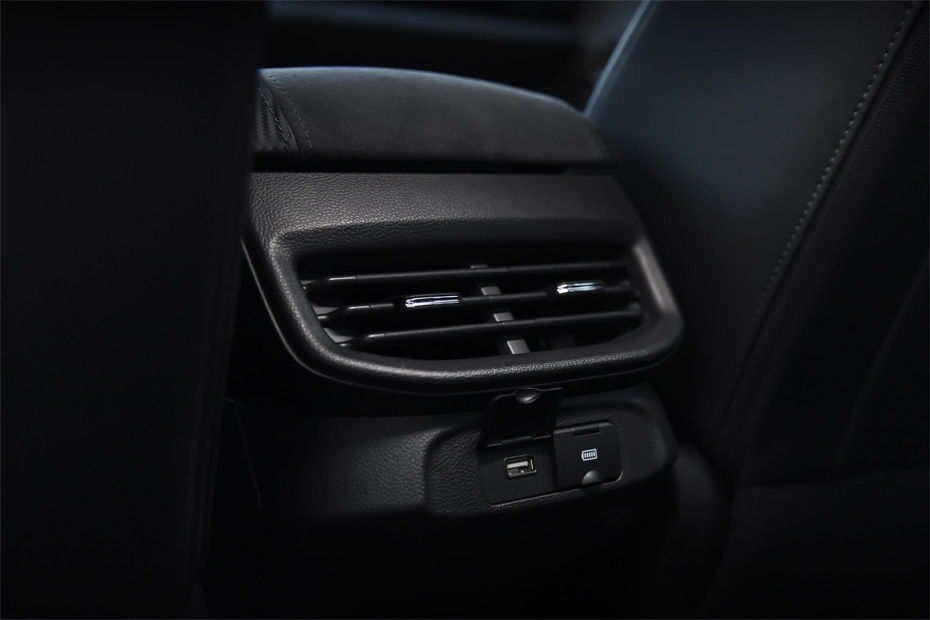H6 GT Rear AC Controls