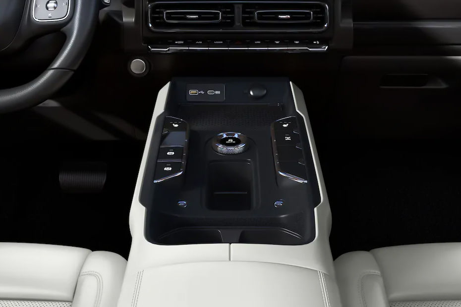 Center Controls of هافال في 7