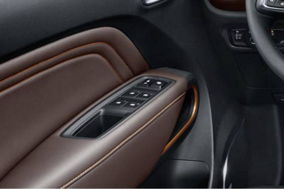 GAC GS3 Drivers Side In Side Door Controls GAC GS3 Drivers Side In Side Door Controls