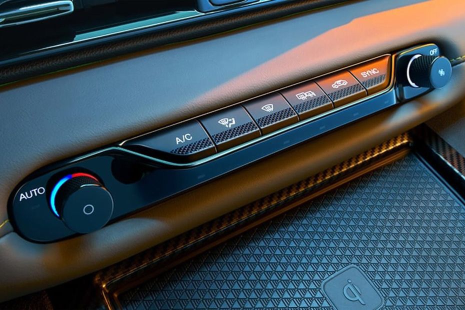 Front AC Controls of GAC EMPOW Front AC Controls of GAC EMPOW