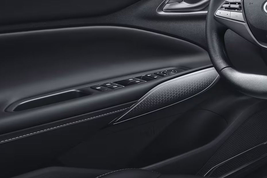 جي أي سي آيون إي إس Drivers Side In Side Door Controls
