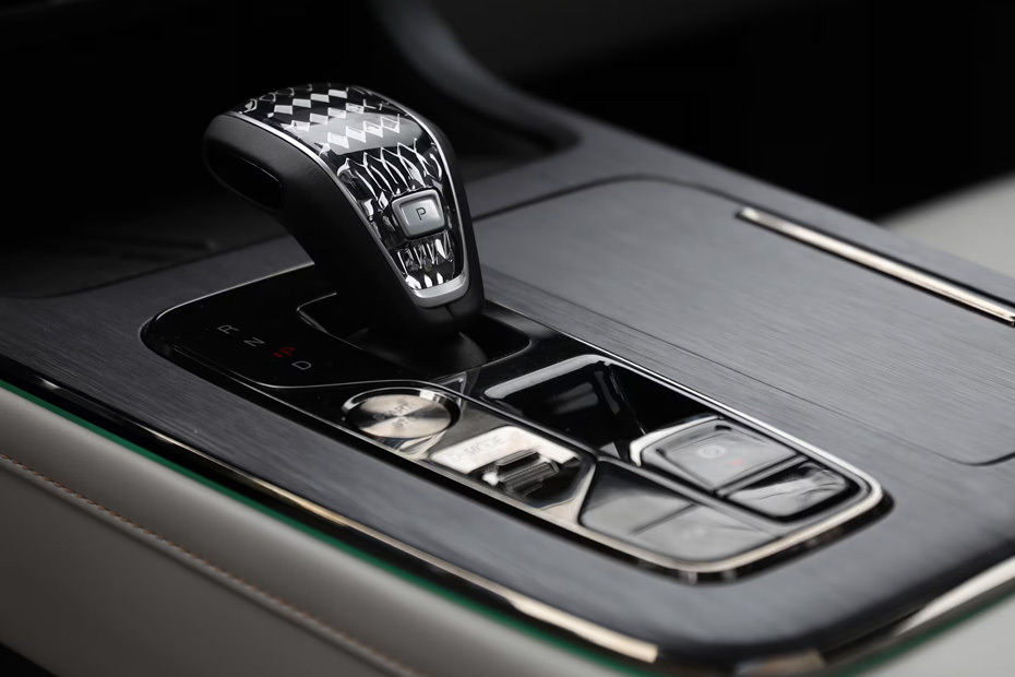 جي أي سي جي إس 8 ترافيلر Gear Shifter