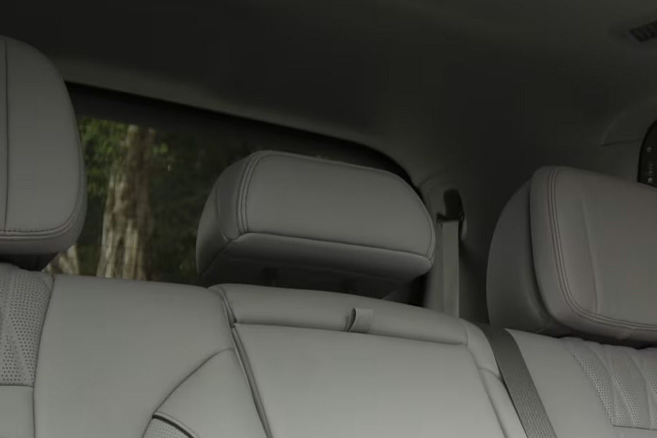 جي إس 8 ترافيلر Rear Seat Head rest