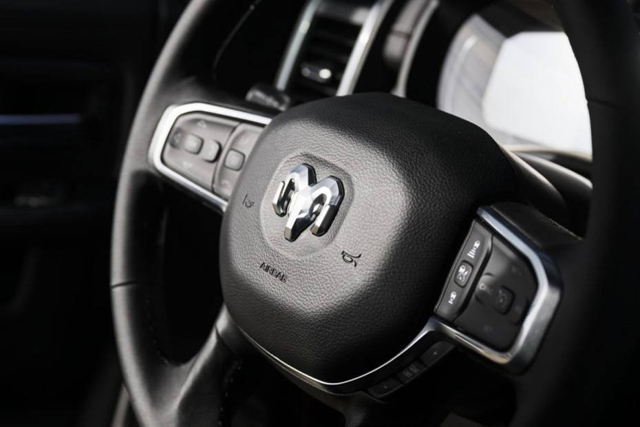 RAM 2500 2026 Multi Function Steering RAM 2500 2026 Multi Function Steering