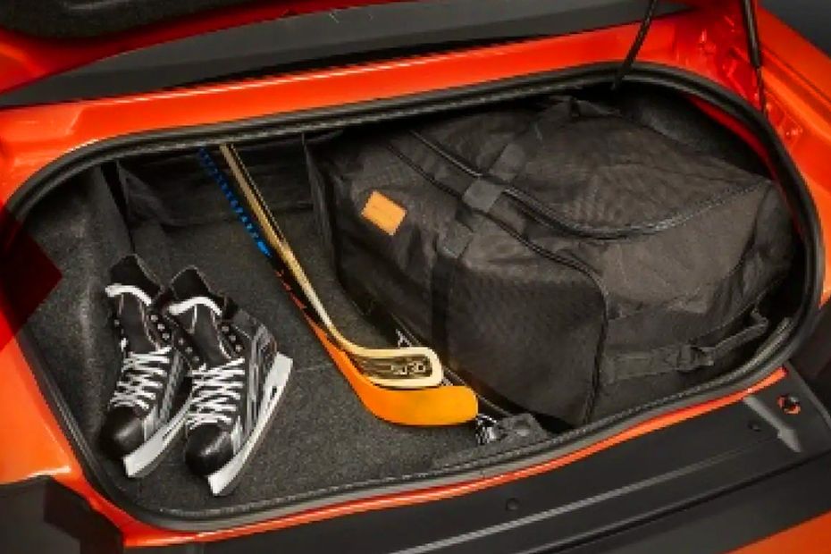 تشالنجر Trunk Open تشالنجر Trunk Open