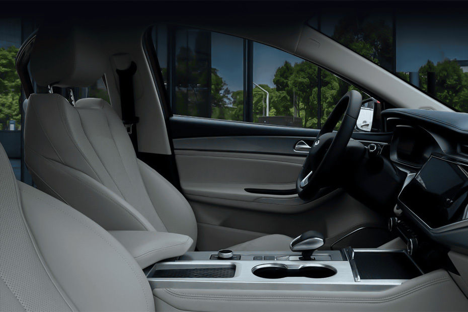 Arrizo 6 Pro Front Seats