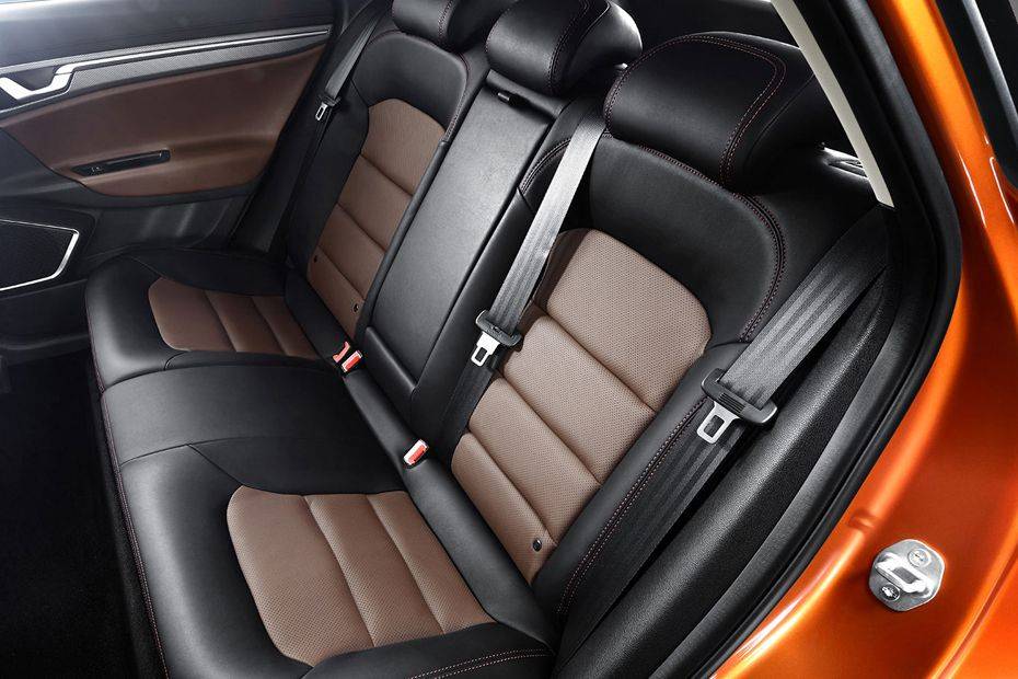 جيلي Emgrand GS Sport Rear Seats جيلي Emgrand GS Sport Rear Seats