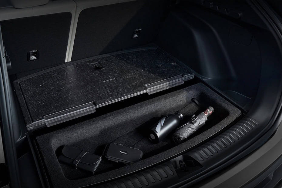 Storage Closer View of Geely Cityray Storage Closer View of Geely Cityray
