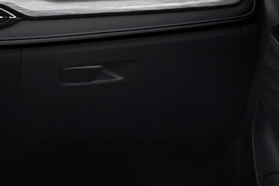 جاك JS6 Glove Box