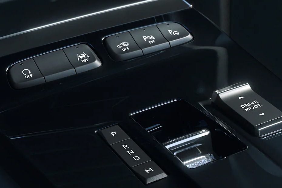 Center Controls of Opel Mokka Center Controls of Opel Mokka