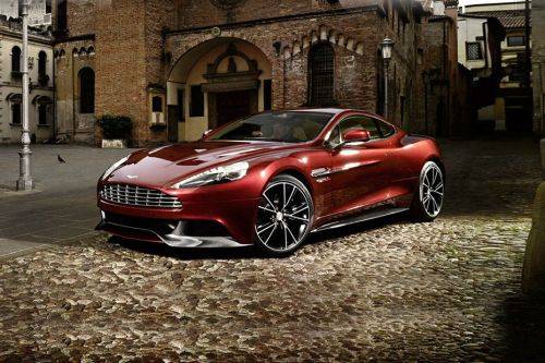 أستون مارتن Vanquish 2017-2023)