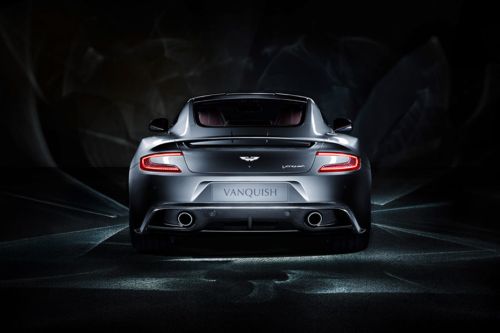 Full Rear View of أستون مارتن Vanquish 2017-2023)