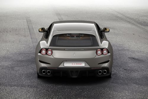 Full Rear View of فيراري GTC4Lusso T