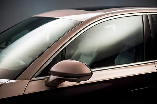 هونشي H9 Drivers Side Mirror Front Angle