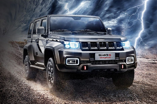 BJ40 S Tilted Front View