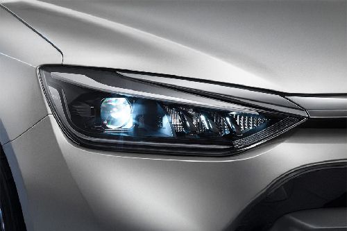 يو 5 بلس Headlight