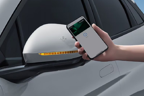 BYD Sealion 7 Drivers Side Mirror Front Angle