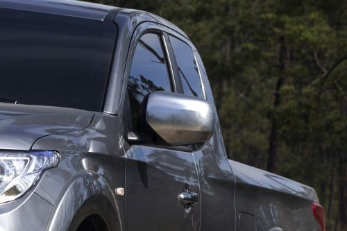 فيات Fullback Drivers Side Mirror Front Angle
