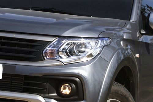 Fullback Headlight