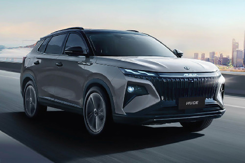 Dongfeng Huge Front Medium View