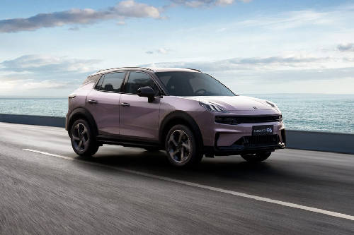 LYNK&CO 06